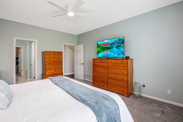 247 Trail E, Pataskala, OH 43062