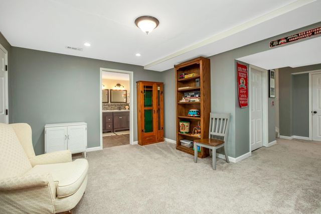 247 Trail E, Pataskala, OH 43062