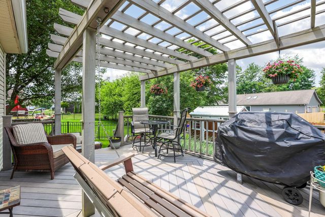 247 Trail E, Pataskala, OH 43062