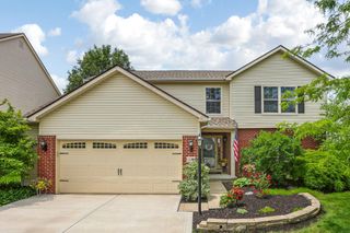 247 Trail E, Pataskala, OH 43062