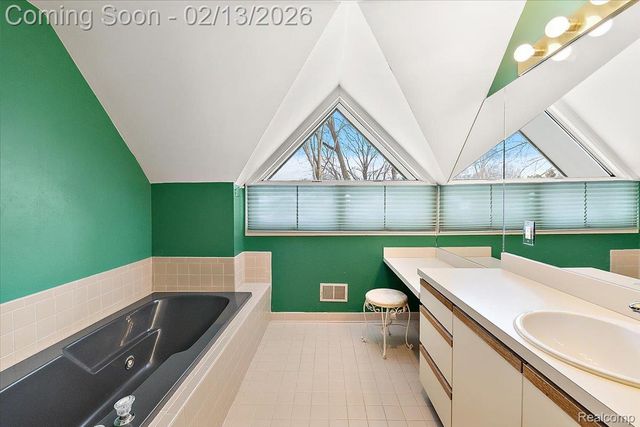 757 Woodlea Court, Birmingham, MI 48009