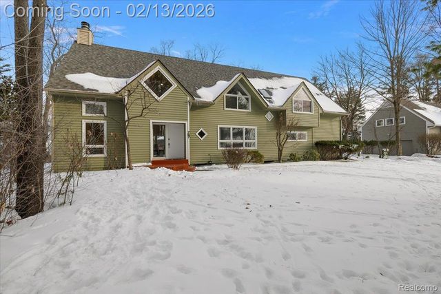 757 Woodlea Court, Birmingham, MI 48009