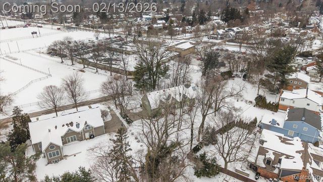 757 Woodlea Court, Birmingham, MI 48009