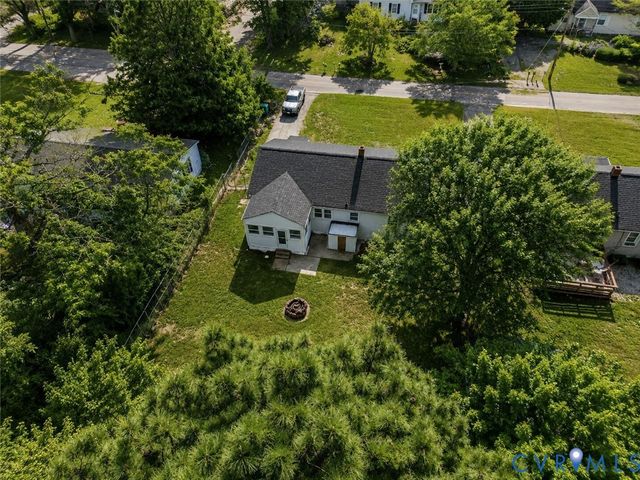 2773 Meadowbrook St, Petersburg, VA 23803