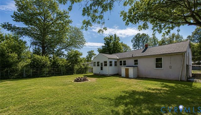 2773 Meadowbrook St, Petersburg, VA 23803
