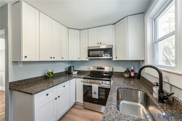 2773 Meadowbrook St, Petersburg, VA 23803