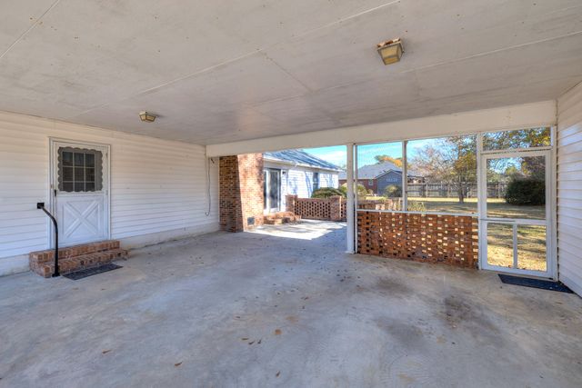 1639 Heritage Drive, Manning, SC 29102