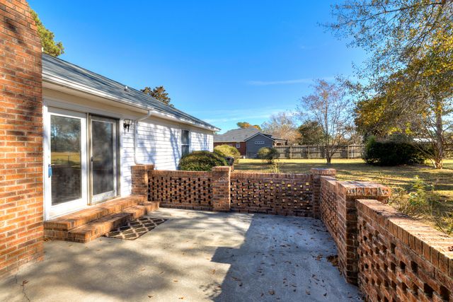 1639 Heritage Drive, Manning, SC 29102