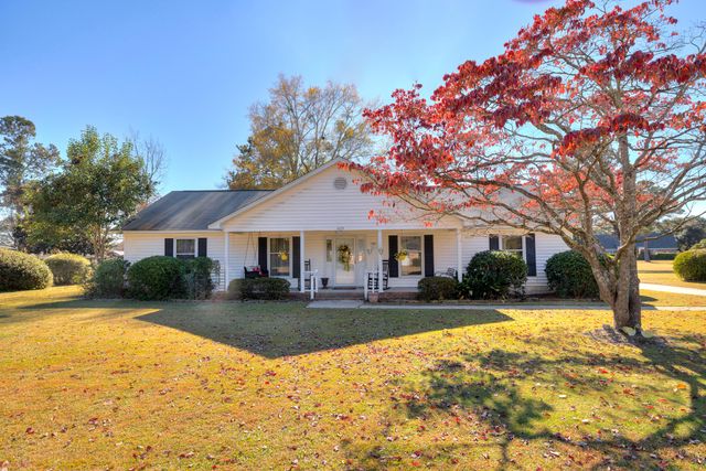 1639 Heritage Drive, Manning, SC 29102