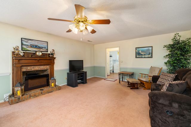 1639 Heritage Drive, Manning, SC 29102