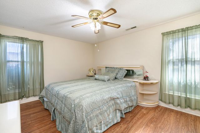 1639 Heritage Drive, Manning, SC 29102