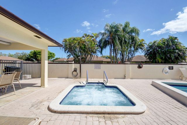 20936 Concord Green Drive E, Boca Raton, FL 33433