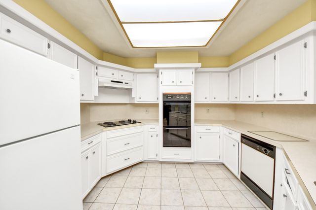 15211 Paladora Drive, Houston, TX 77083