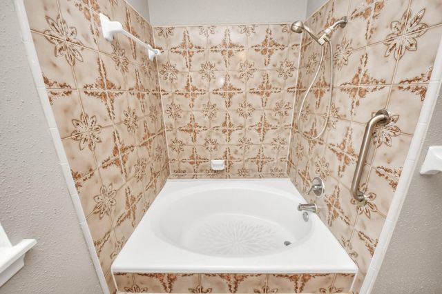 15211 Paladora Drive, Houston, TX 77083