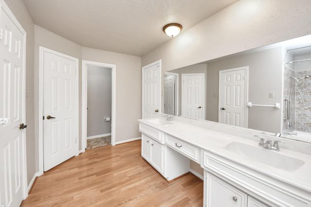 15211 Paladora Drive, Houston, TX 77083