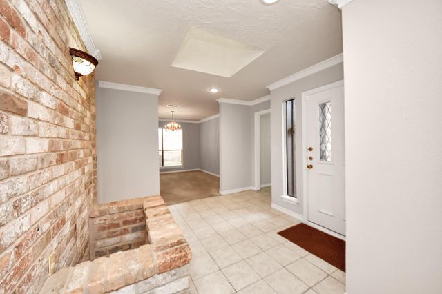 15211 Paladora Drive, Houston, TX 77083