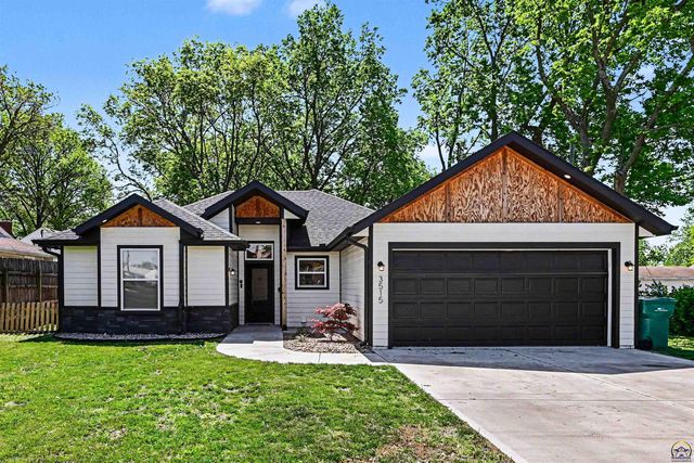 3515 SW 19th ST, Topeka, KS 66604