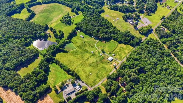 18634 Newsome Road, Oakboro, NC 28129
