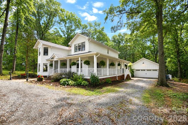 18634 Newsome Road, Oakboro, NC 28129