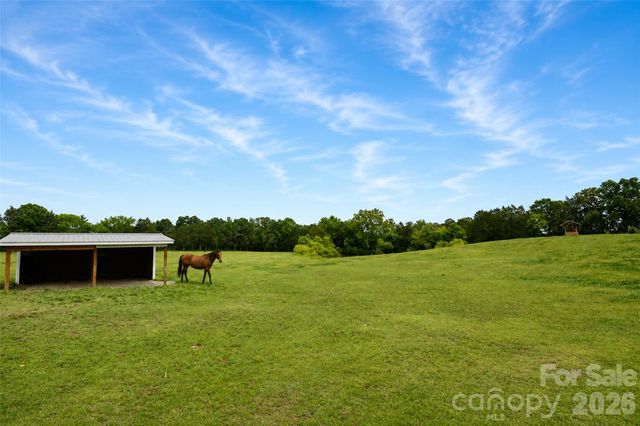 18634 Newsome Road, Oakboro, NC 28129