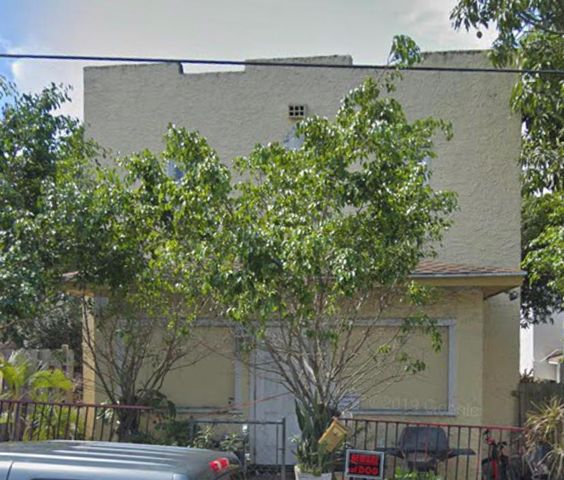 814 9th Street Street, West Palm Beach, FL 33401