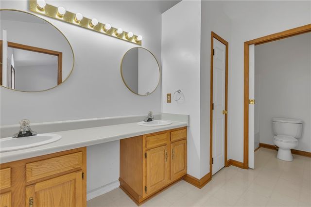 328 BROHIOS DR., Center Twp, PA 15061