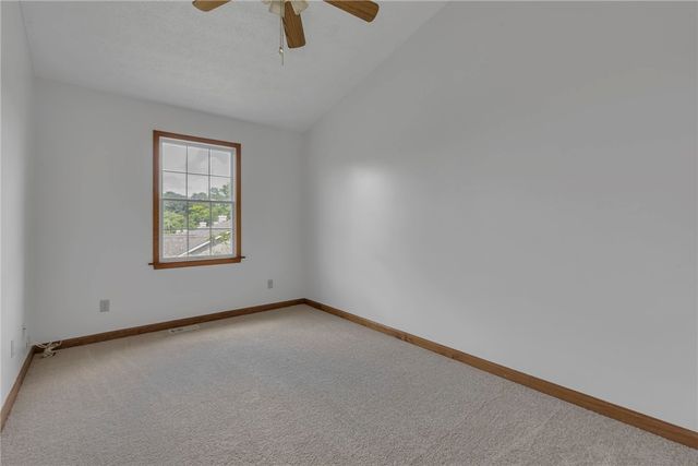328 BROHIOS DR., Center Twp, PA 15061