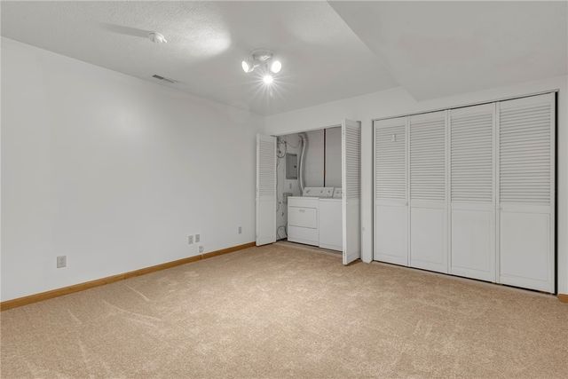 328 BROHIOS DR., Center Twp, PA 15061