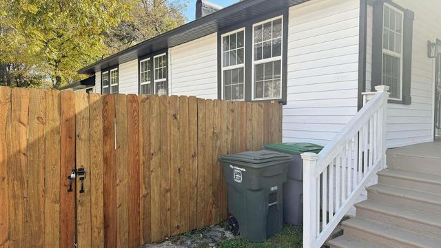 226 N HOLLYWOOD ST N, Memphis, TN 38112