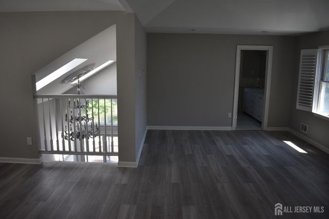 12 Juniper Street, Metuchen, NJ 08840