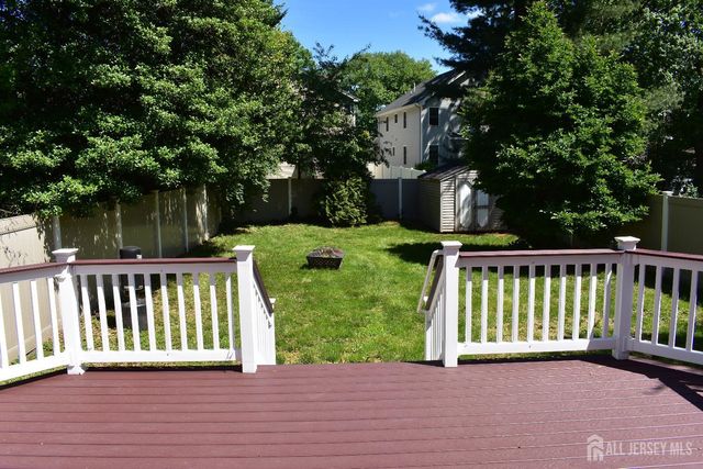 12 Juniper Street, Metuchen, NJ 08840