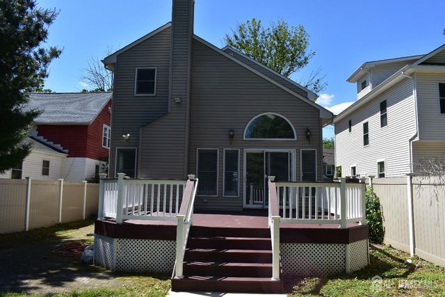 12 Juniper Street, Metuchen, NJ 08840