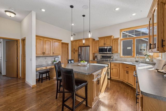 20590 Hartford Way, Lakeville, MN 55044