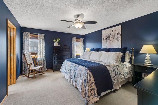 20590 Hartford Way, Lakeville, MN 55044