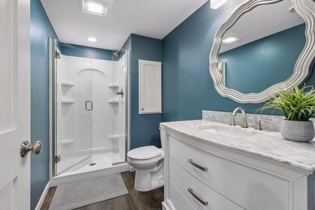 20590 Hartford Way, Lakeville, MN 55044