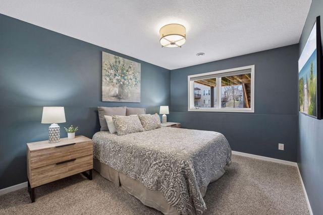 20590 Hartford Way, Lakeville, MN 55044