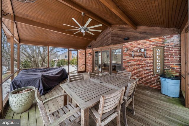 24 TURKEY HOLLOW RD, Kennett Square, PA 19348