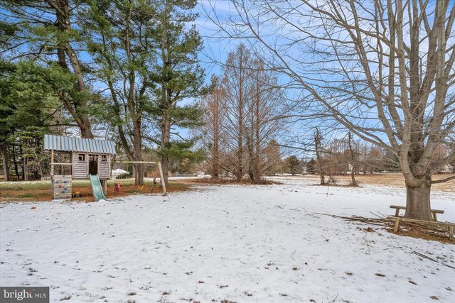 24 TURKEY HOLLOW RD, Kennett Square, PA 19348