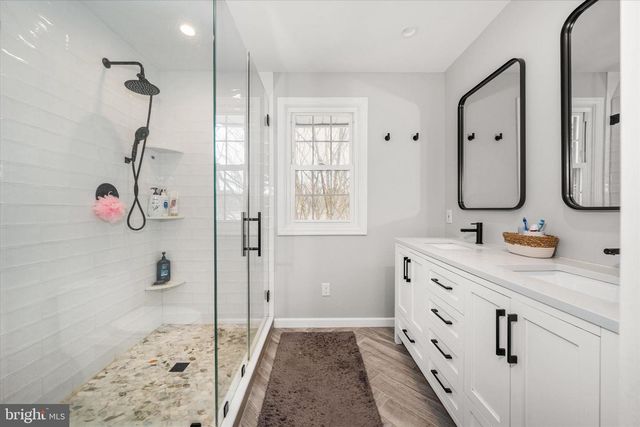 24 TURKEY HOLLOW RD, Kennett Square, PA 19348