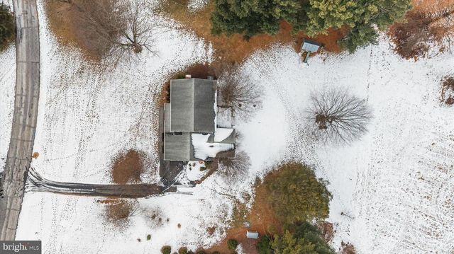 24 TURKEY HOLLOW RD, Kennett Square, PA 19348