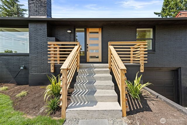 8019 Bagley Avenue N, Seattle, WA 98103