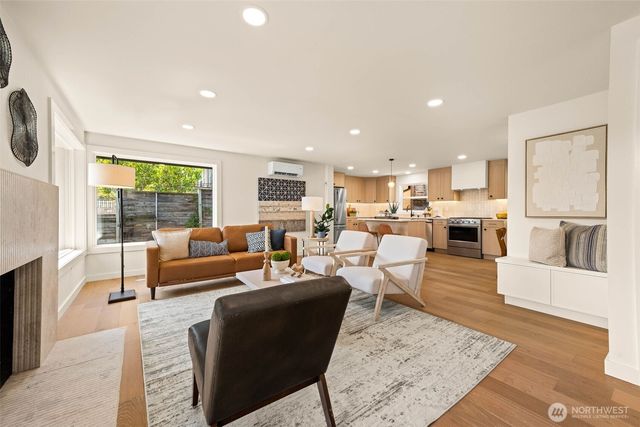 8019 Bagley Avenue N, Seattle, WA 98103