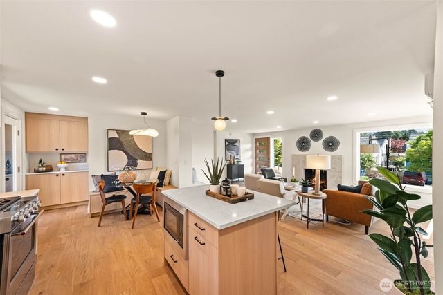 8019 Bagley Avenue N, Seattle, WA 98103