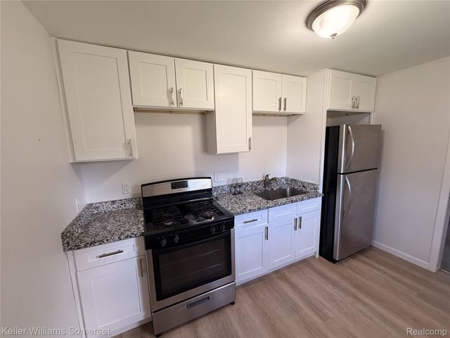 8226 Prospect Avenue, Warren, MI 48089