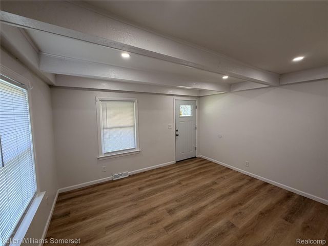 8226 Prospect Avenue, Warren, MI 48089