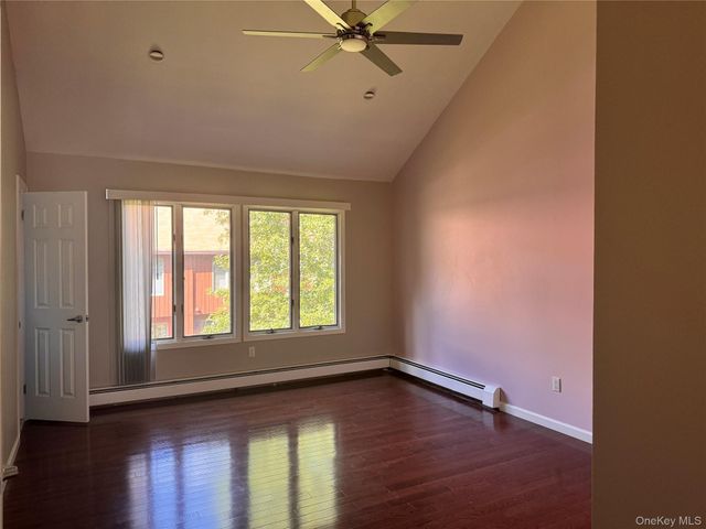 10 Braemar Court, New City, NY 10956