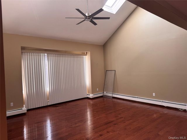 10 Braemar Court, New City, NY 10956