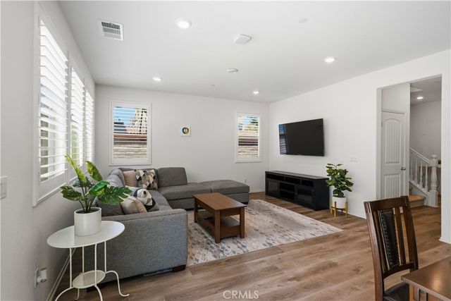 30405 Village Terrace, Menifee, CA 92584