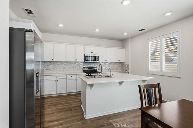 30405 Village Terrace, Menifee, CA 92584