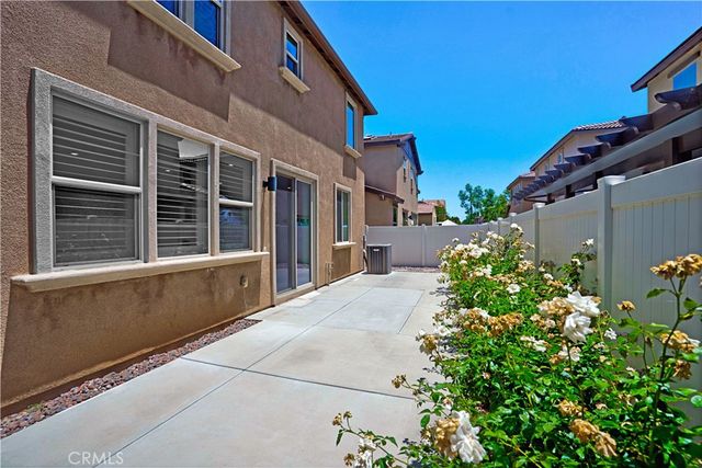 30405 Village Terrace, Menifee, CA 92584